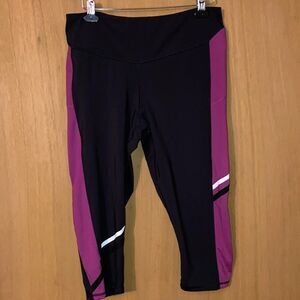 Champion capri leggings 32" waist (Girls/Juniors XXL)